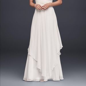 💥💥 SALE💥💥David’s Bridal Simple Wedding dress